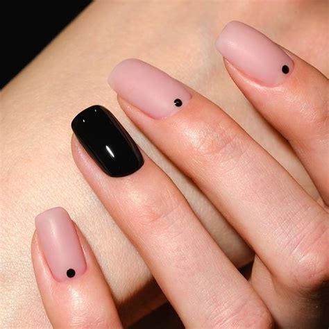 MОСКВИЧКА NAILS on Instagram: "Мы хотим делать контент интересный для ...