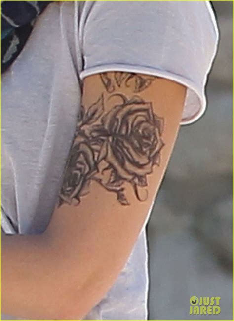 Jessica Alba Photo: Jessica Alba Debuts New Arm Tattoo? | Tattoos ...