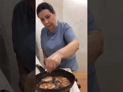 Медальоны из свинины 🥩 - YouTube