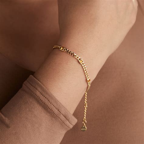 Topaz Curb Chain Bracelet, November Birthstone | ALEX AND ANI