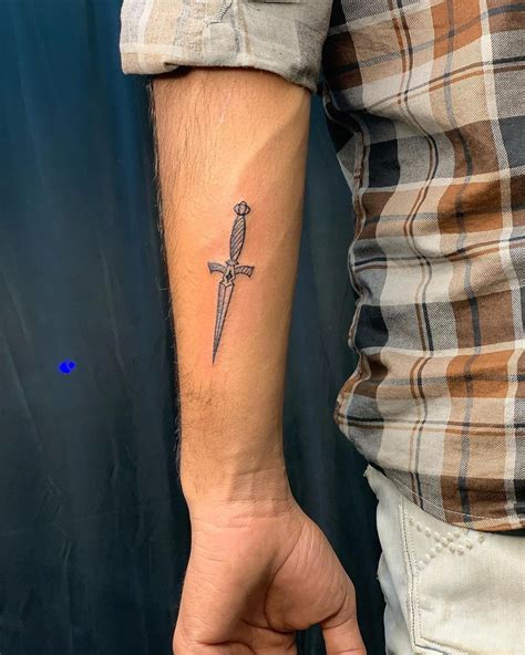 Cùng đón xem những ý tưởng Mini tattoo ideas for guys làm mới phong ...