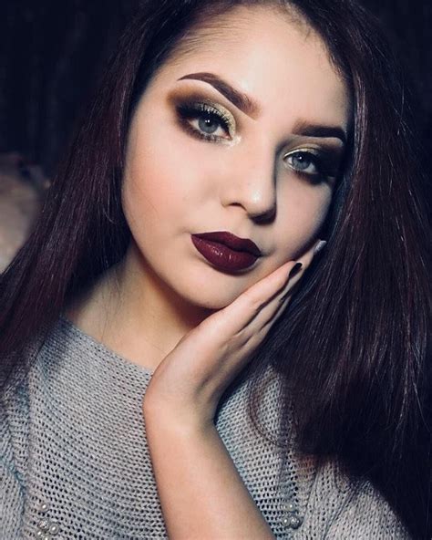 https://fotostrana.ru/team/profile/?user_id=90106343