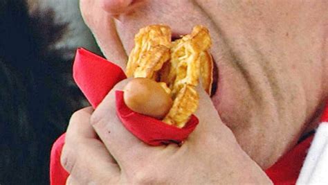 Amerikanerne tester ut pølse i vaffel