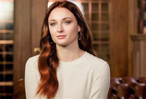 Sophie Turner in 2023 | Sophie turner, Beautiful red hair, Sophie