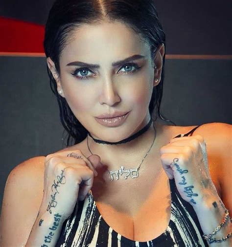 Celia Lora aclara por qué despreció al fan que le ofreció pan: “Pensé