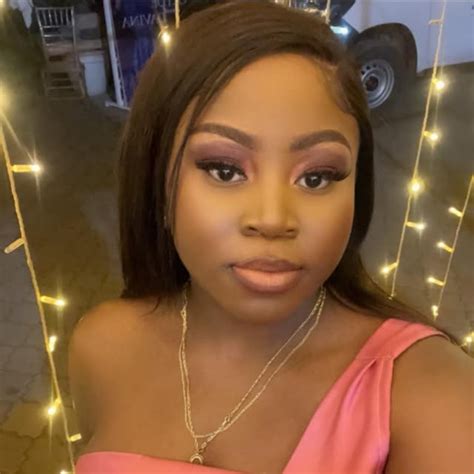 Premice Kongolo (@kinahh_lux_) • Threads, Say more