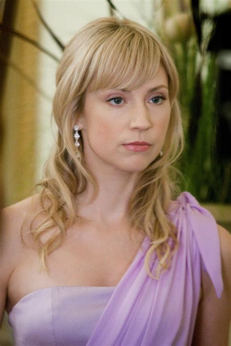 Beth Riesgraf