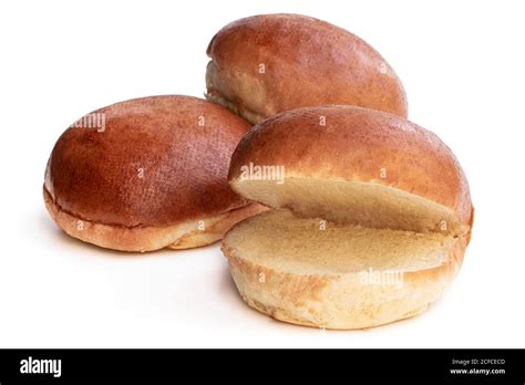 Plain burger bun isolated on white Stock Photo - Alamy