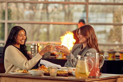 Pinstripes Bethesda - North Bethesda, MD | Tock