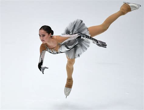 Фигуристка Загитова выиграла короткую программу на чемпионате России
