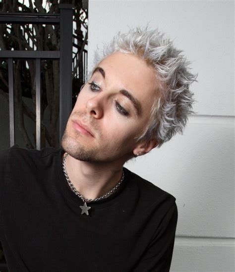 90 Modern Bleached Hair Ideas for Men - Get Creative in 2025