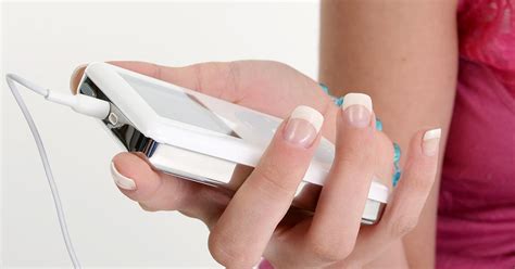 ipod  waaay older    crackedcom