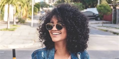 how to give yourself a curly cut at home