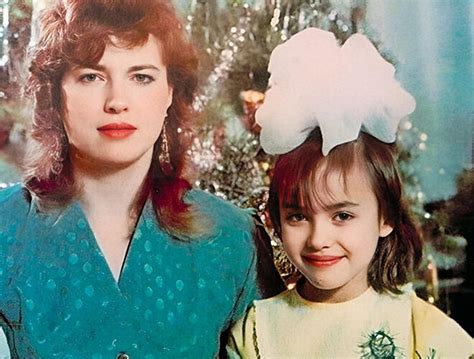 Биография Ирины Шейк: детство, личная жизнь, карьера - Я Покупаю
