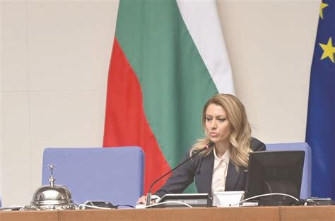 САМО В ПИК И РЕТРО: Мъжът на Рая Назарян с дете от друга (СНИМКИ ...