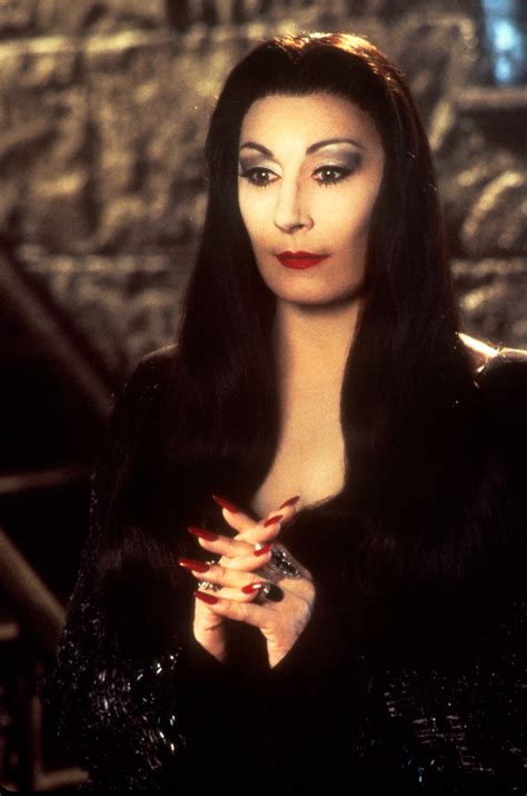 Exploring The Iconic Morticia Addams: The Actress Behind The 1991 Portrayal