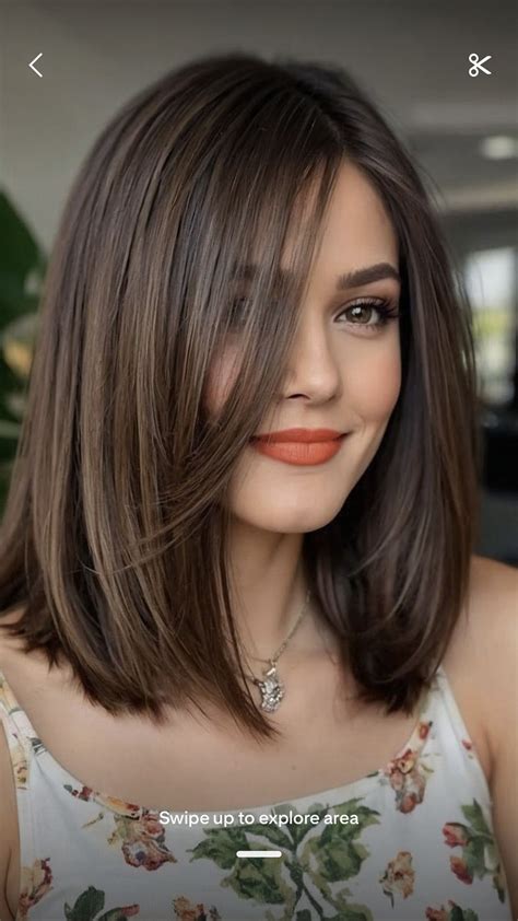 Stylists found that 2025 hairstyles female medium length look younger 11