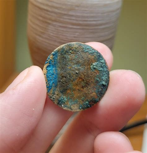 Help identifying this damaged coin? : r/AncientCoins