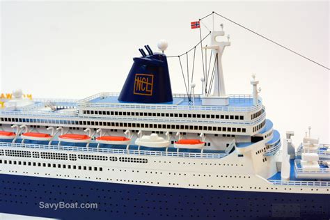 SS Norway – SavyBoat