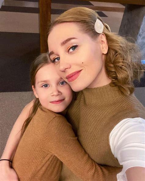 «33 года — это уже очень много»: смешные поздравления звездных детей ...