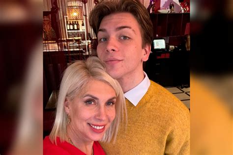 Алена Свиридова рассказала, как осознала, что 19-летний сын уже не ...