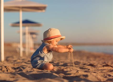 Poll: At What Age Did You Start Taking Your Kids On Holiday?