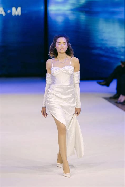 The Modern Society GR