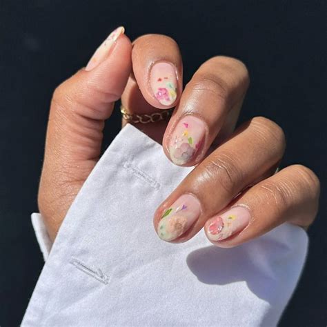25 'Bridgerton' Nail Ideas Ahead of Season Three