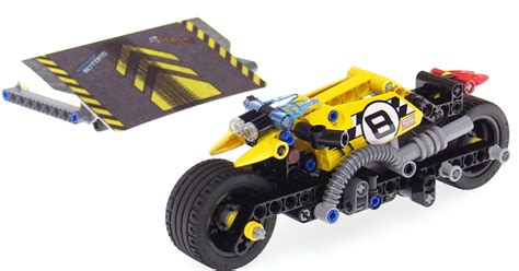 LEGO Technic Stunt Bike review - 42058