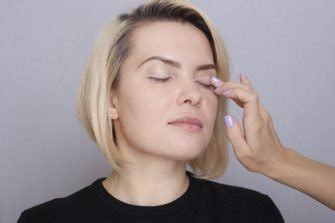 Как сделать новогодний макияж - пошаговая инструкция | Beauty Insider