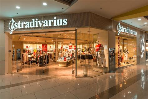 Sandalias baratas de Stradivarius para presumir esta primavera