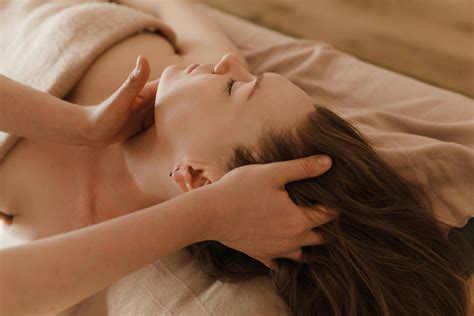 Experience the Benefits of Lymphatic Drainage - librosconhuella.com