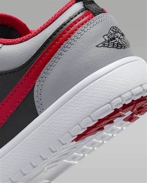 Jordan 1 Low Alt Younger Kids' Shoes. Nike NL