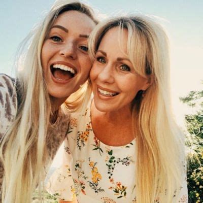 sarah beeston net worth