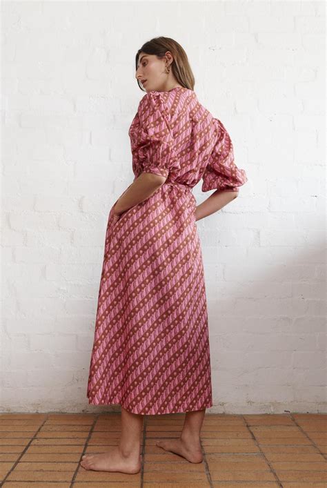 Dresses – AESTAS