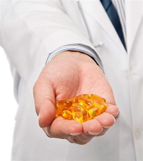 Vitamin E Capsule For Skin: Benefits And How To Use On Face | Витамины ...