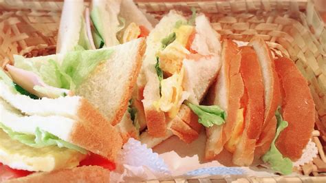 What Is a Japanese Kissaten and How Is It Different From a Café ...