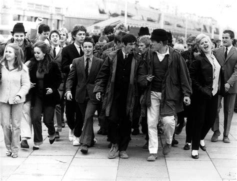 SKINHEAD A WAY OF LIFE: SKINHEAD UN ESTILO DE VIDA