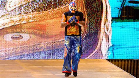 Rey Mysterio vs. Cody Rhodes: photos | WWE