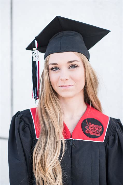 How To Wear College Graduation Cap And Gown at Dorla Walker blog