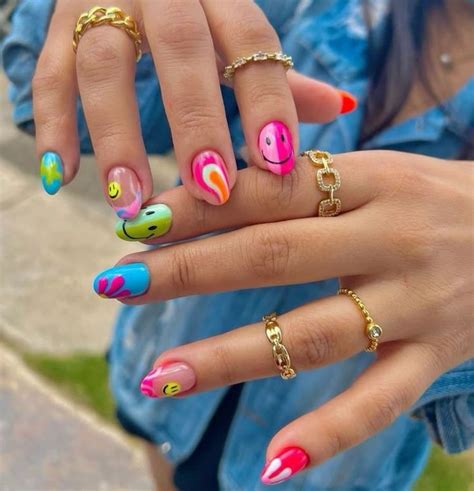 Fun Nail Ideas 🍑💐🦋🌼💗. Summer nail art. Spring nail designs | Stylish ...
