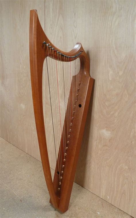 Gothic Harps | Gothic Harp Maker | Gothic Harp Builder