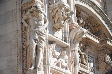 statues of the cathedral of Milano | Duomo di milano, Milano, Cattedrali