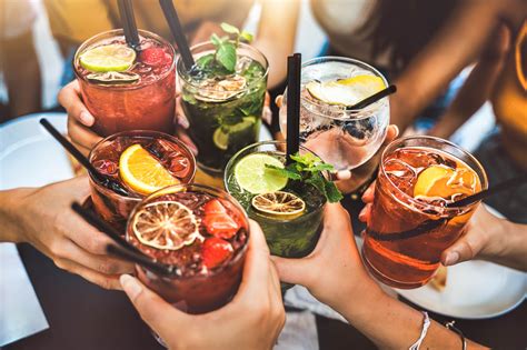 How Much Alcohol Is Safe? Experts Still Disagree - tovima.com
