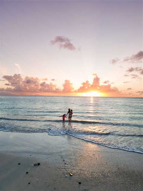 Ultimate Travel Guide for Antigua and Barbuda: Tips, Secret Beaches