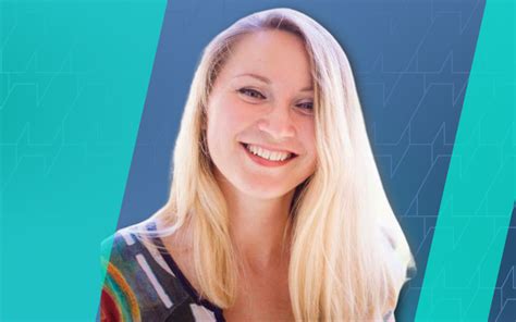 How Anastasia Gutnikova Makes +$10k/Month From Ads and Courses
