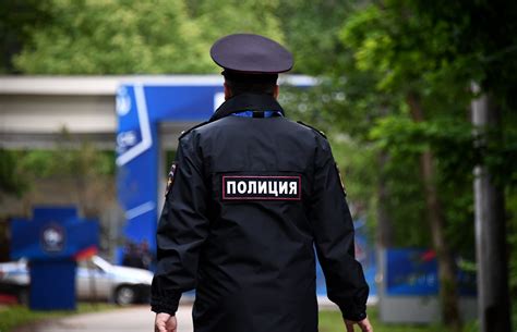 Drunk Russian Police Officer Shoots Boy in Stomach After He Kicked a