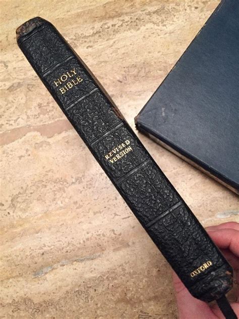 rv english revised version bible  vintage oxford persian morocco