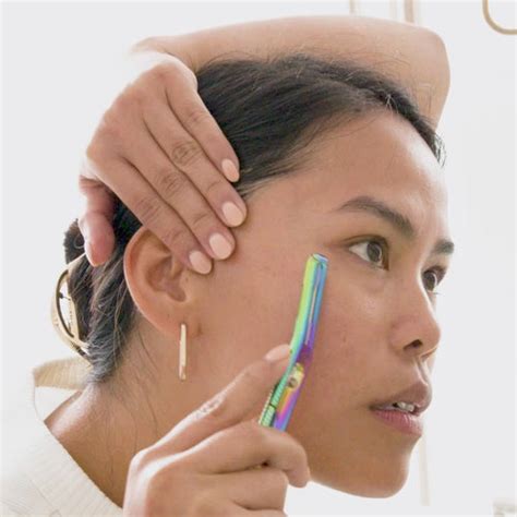 Dermaplaner - Facial Razor, All-Metal Construction, Multiple Colors ...