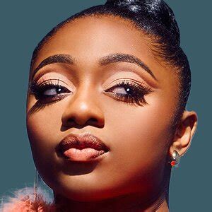 Jazz Singer Samara Joy Sweeps Up A Grammy Award - ZergNet